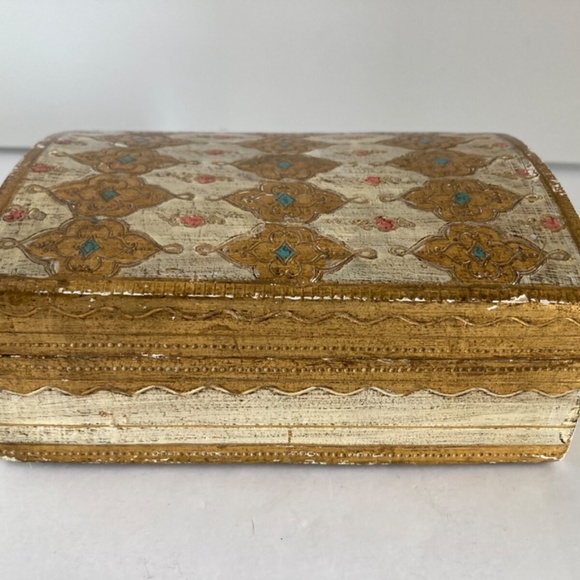 Vintage Italian Florentine Wooden Box w/Hinged Lid Gold Rectangle Chippy Italy - Picture 2 of 16